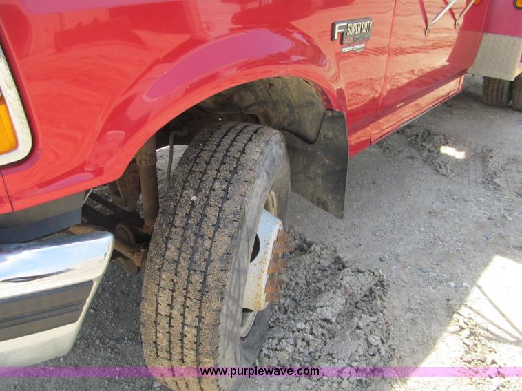 image for item G2997 1997 Ford F450 XLT Super Duty service truck