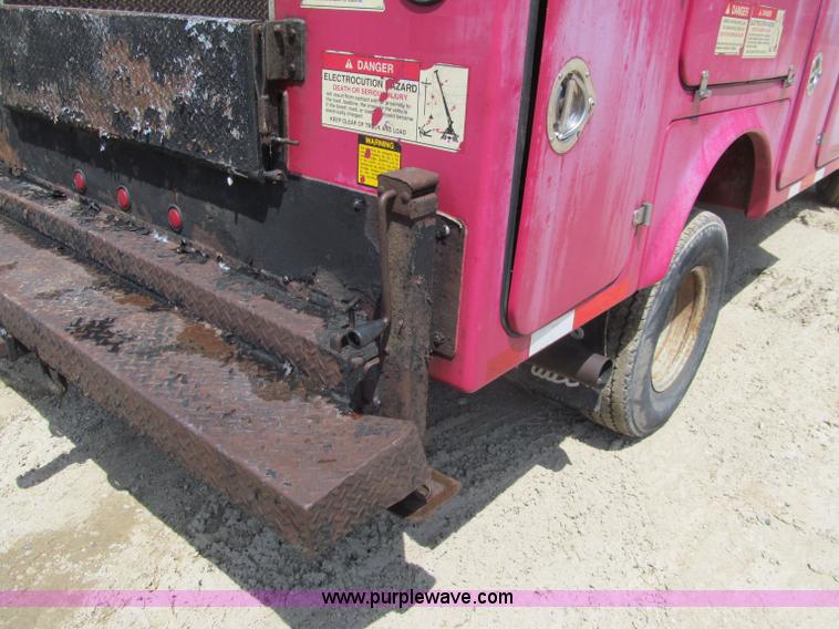 image for item G2997 1997 Ford F450 XLT Super Duty service truck