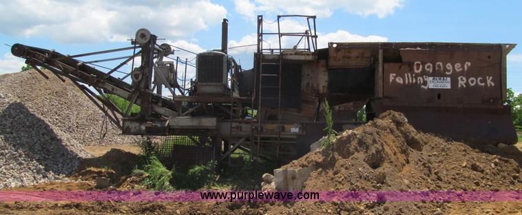 image for item G8678 Cedarapids portable jaw crusher