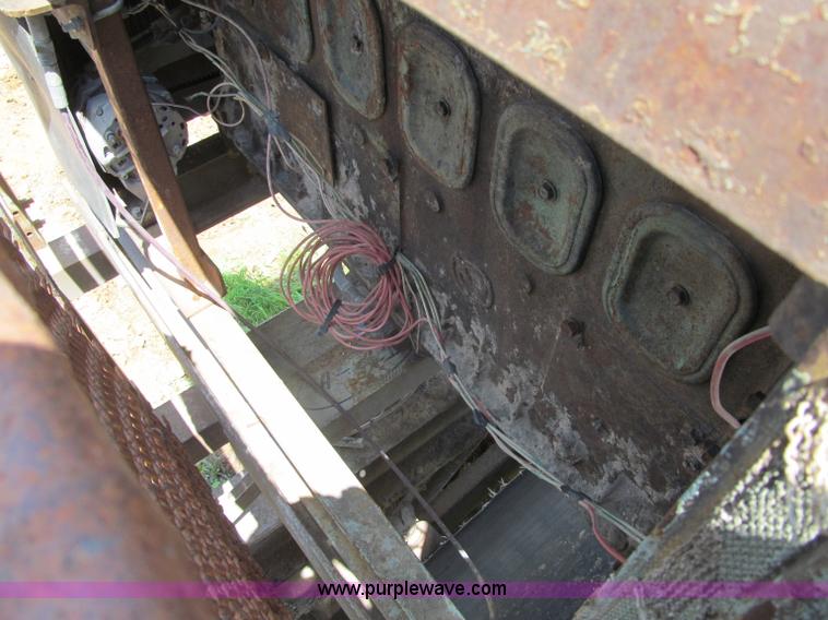 image for item G8678 Cedarapids portable jaw crusher