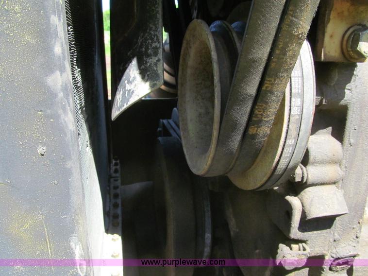 image for item G8681 Steiger 4WD tractor