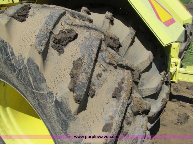 image for item G8681 Steiger 4WD tractor