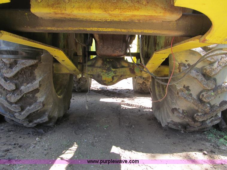 image for item G8681 Steiger 4WD tractor