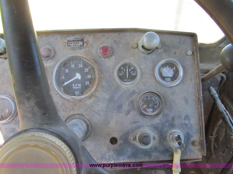 image for item G8681 Steiger 4WD tractor