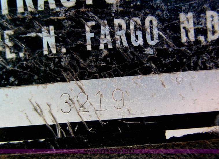 image for item G8681 Steiger 4WD tractor