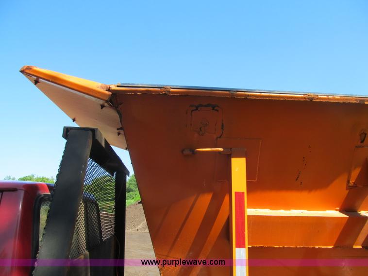 image for item G8682 1992 Ford F350 flatbed truck