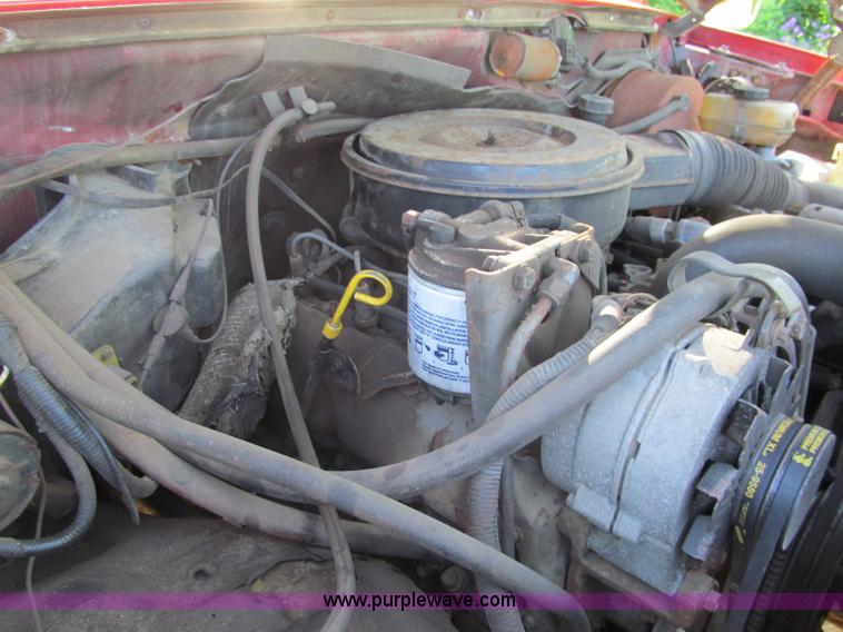 image for item G8682 1992 Ford F350 flatbed truck