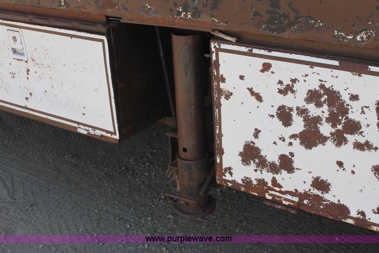 image for item H3087 1977 GMC Sierra 6500 flatbed ladder/boom truck