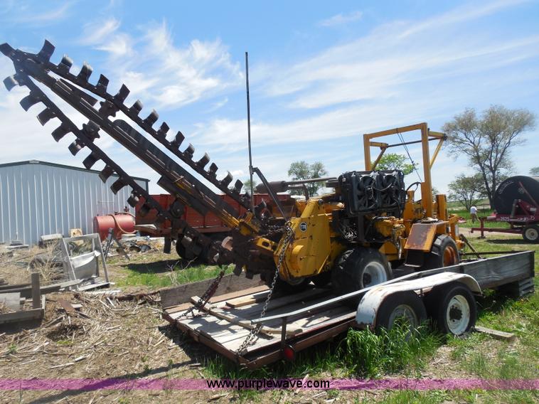 image for item H3089 Case Davis Fleetline T70+4 trencher