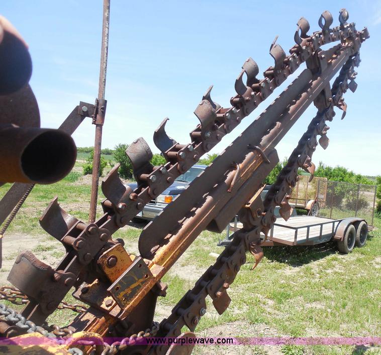 image for item H3089 Case Davis Fleetline T70+4 trencher