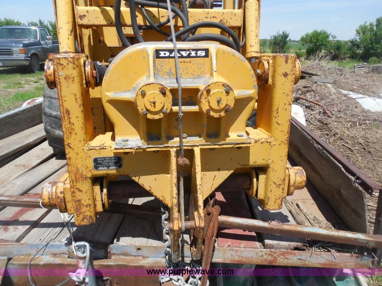 image for item H3089 Case Davis Fleetline T70+4 trencher