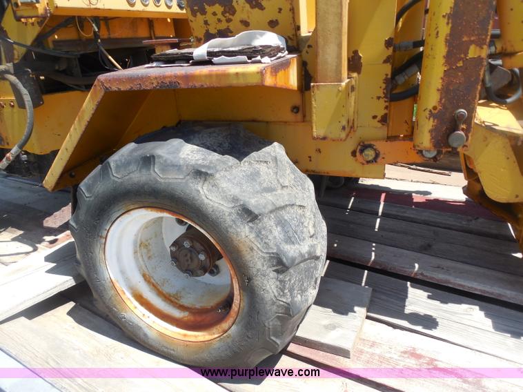 image for item H3089 Case Davis Fleetline T70+4 trencher