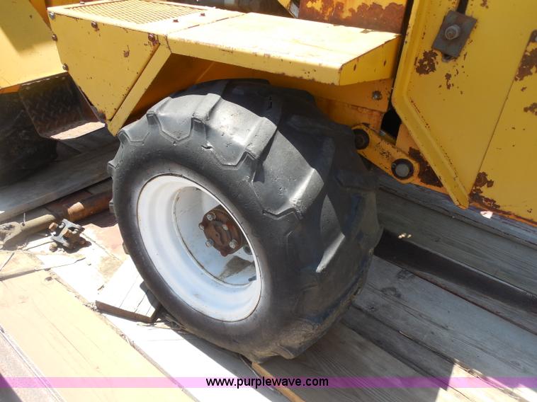 image for item H3089 Case Davis Fleetline T70+4 trencher