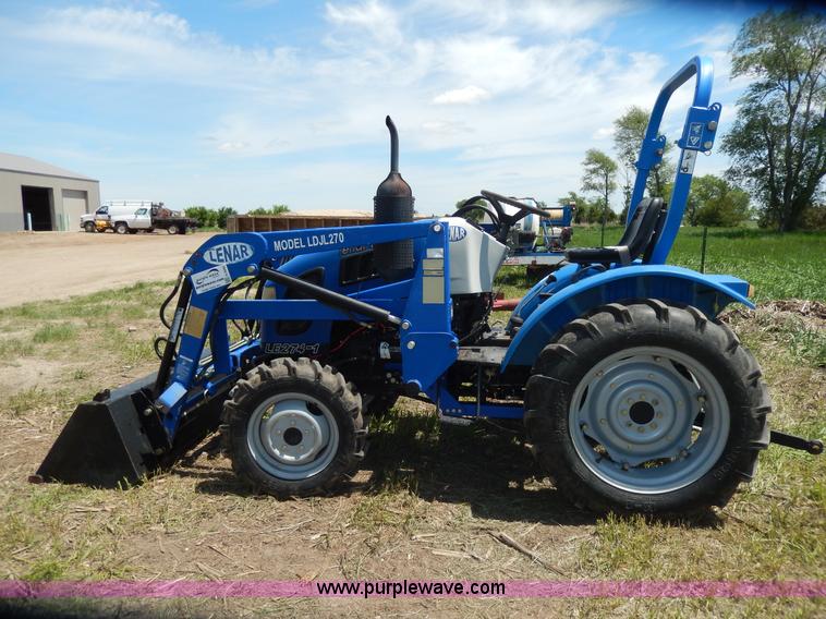 image for item H3092 2006 Lenar LE274-1 MFWD tractor