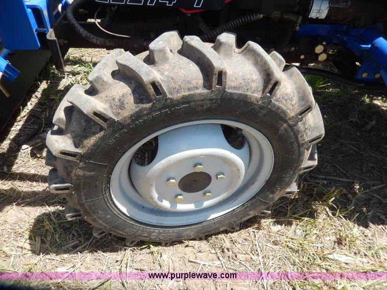 image for item H3092 2006 Lenar LE274-1 MFWD tractor