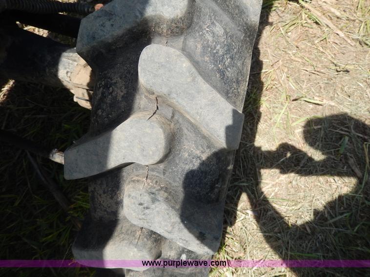 image for item H3092 2006 Lenar LE274-1 MFWD tractor