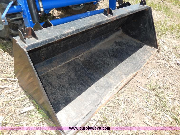 image for item H3092 2006 Lenar LE274-1 MFWD tractor