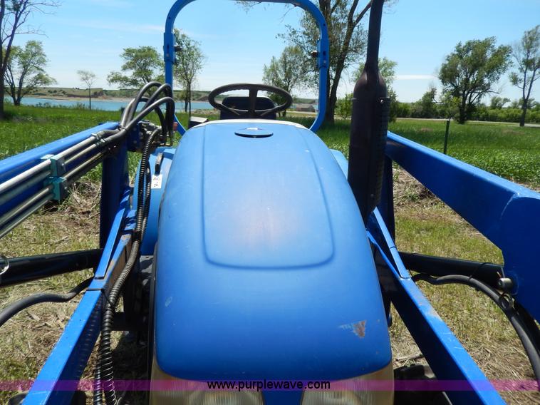 image for item H3092 2006 Lenar LE274-1 MFWD tractor