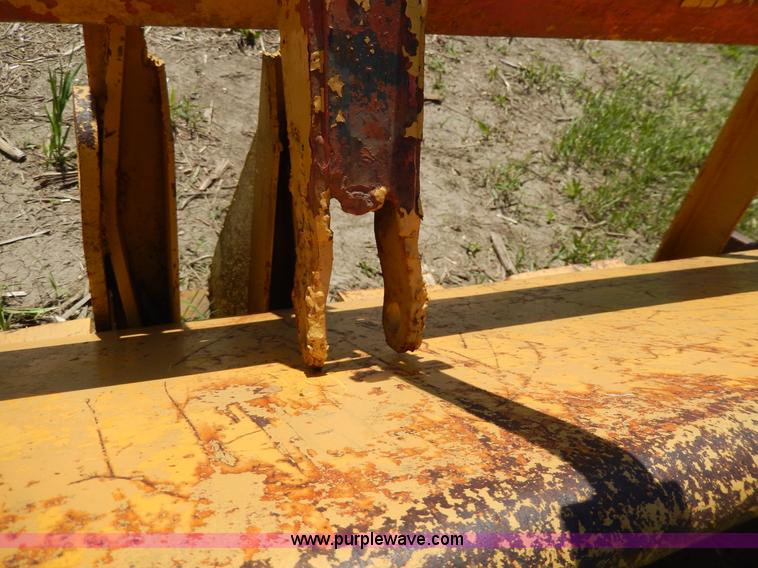 image for item H3094 Two yard tractor bucket