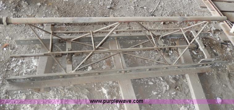 image for item AA9747 Motorized concrete screed