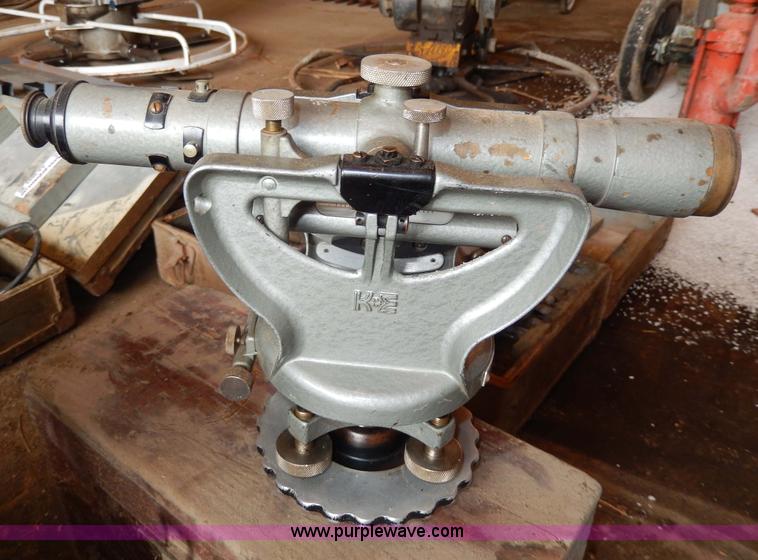 image for item AA9882 (3) assorted level transit