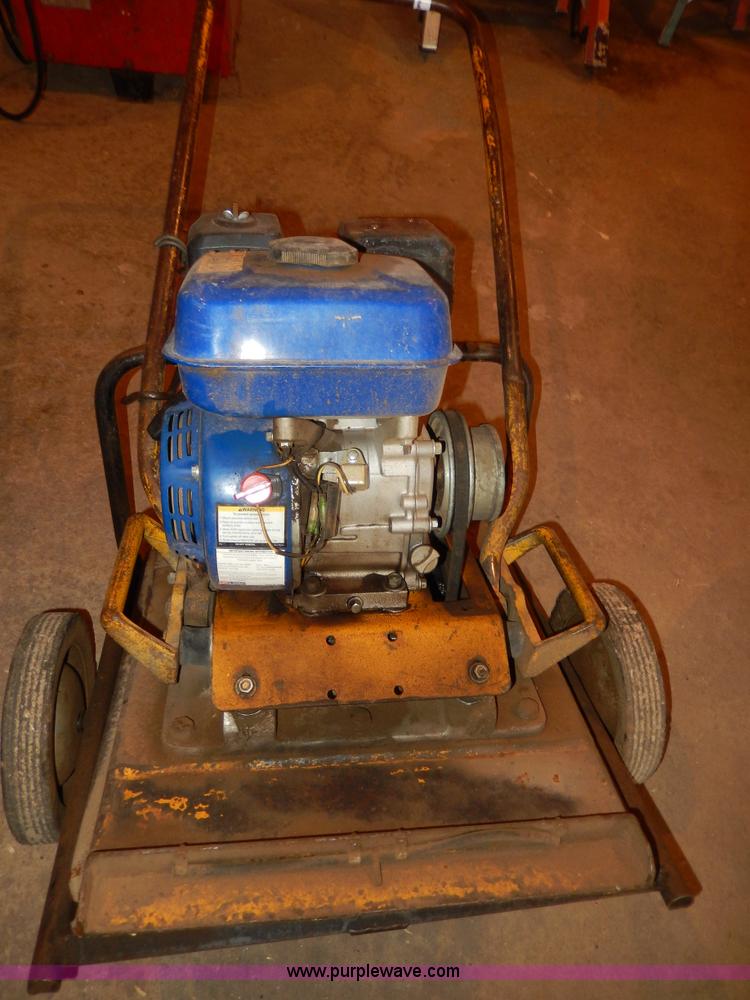 image for item AA9901 Wacker VP6160 plate compactor