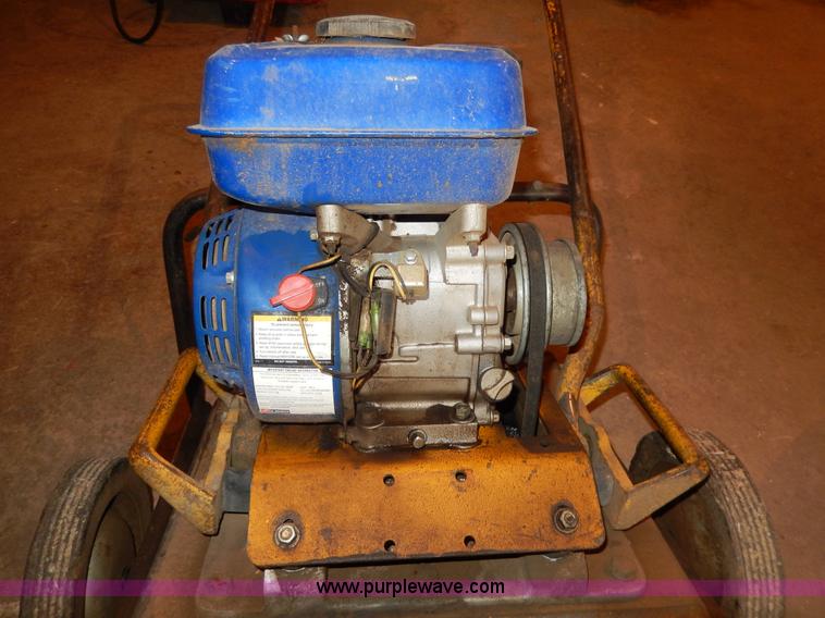 image for item AA9901 Wacker VP6160 plate compactor