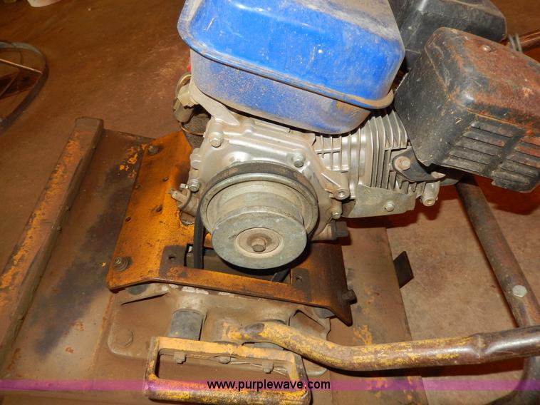 image for item AA9901 Wacker VP6160 plate compactor