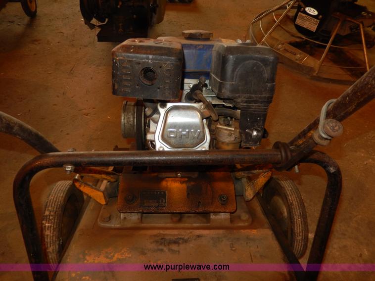 image for item AA9901 Wacker VP6160 plate compactor