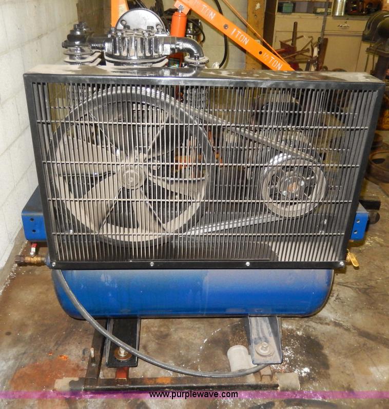 image for item AS9495 Castar cast iron air compressor