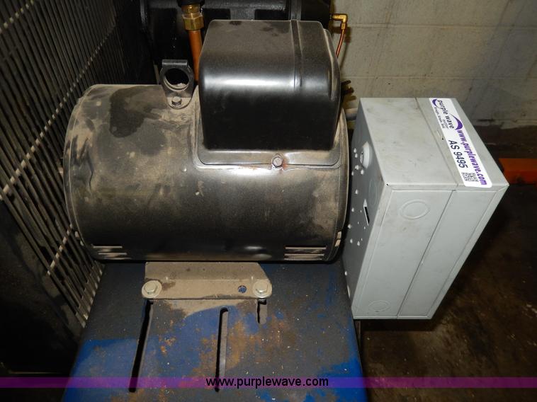 image for item AS9495 Castar cast iron air compressor