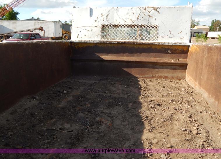 image for item D4763 1969 International Loadstar 1700 dump truck