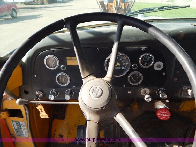 image for item D4763 1969 International Loadstar 1700 dump truck