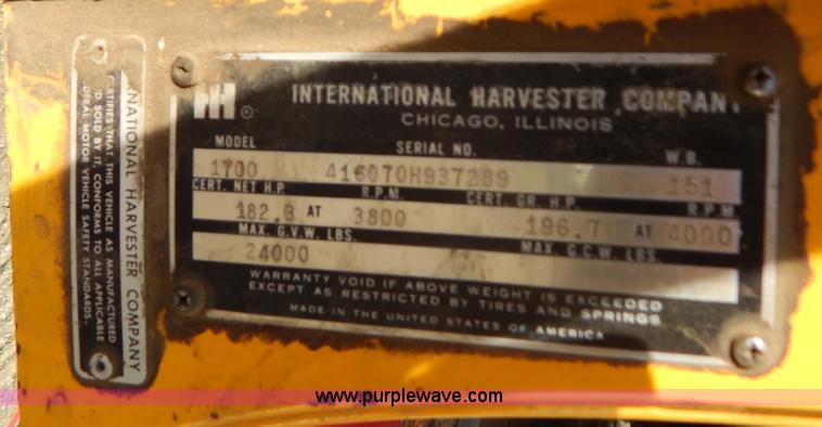 image for item D4763 1969 International Loadstar 1700 dump truck