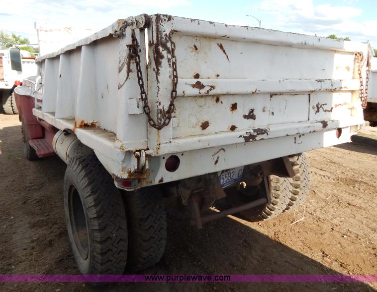 image for item D4764 1967 Ford 600 dump truck