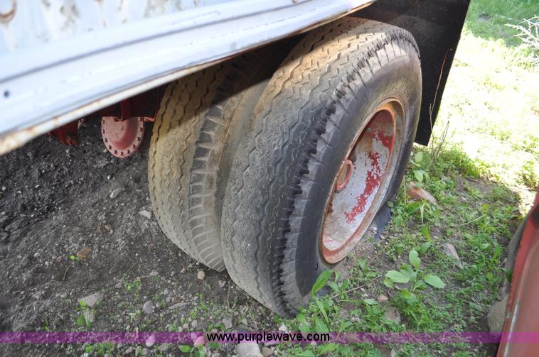 image for item G6057 1953 Freuhauf storage trailer