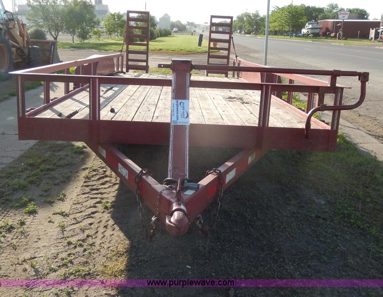 image for item H3101 1997 YMS tandem axle trailer