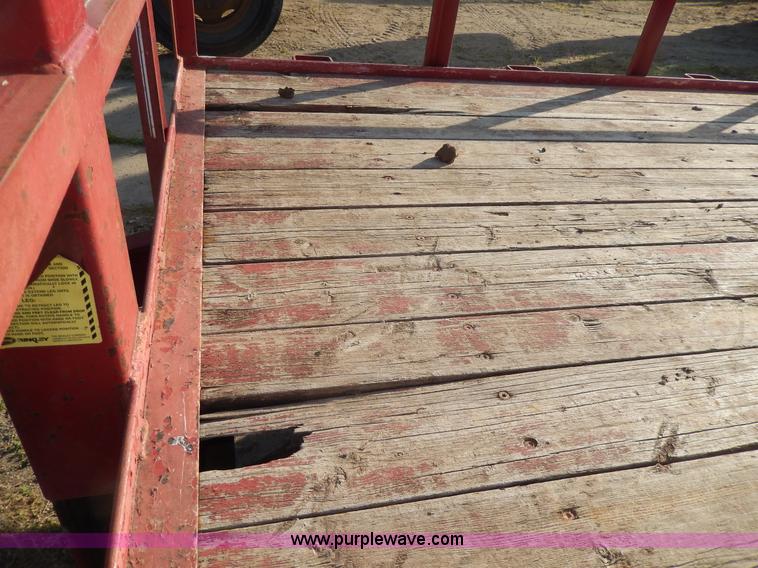 image for item H3101 1997 YMS tandem axle trailer