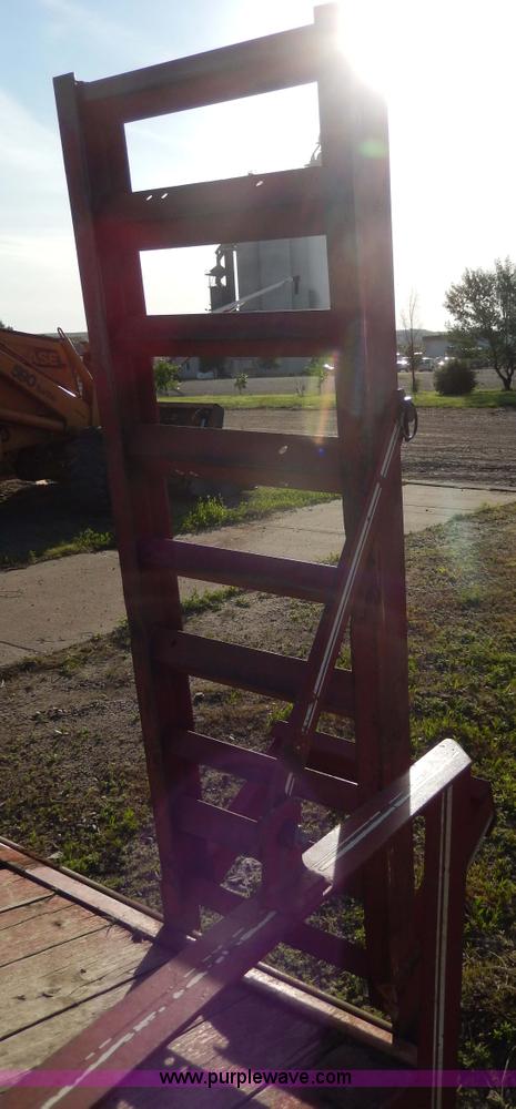 image for item H3101 1997 YMS tandem axle trailer