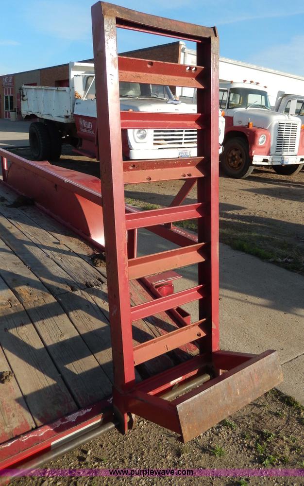 image for item H3101 1997 YMS tandem axle trailer