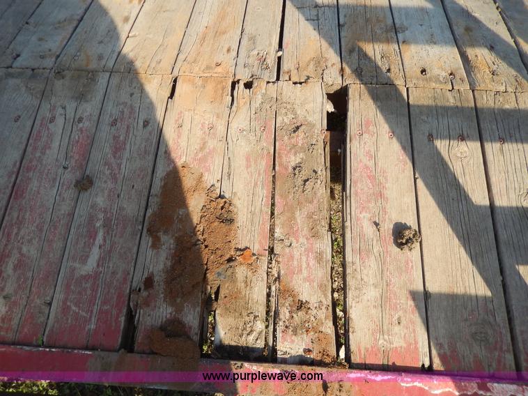 image for item H3101 1997 YMS tandem axle trailer