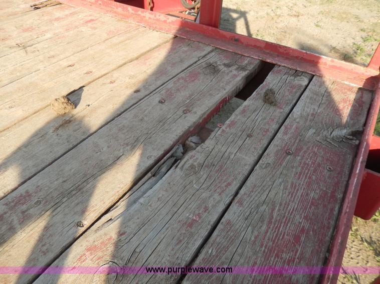 image for item H3101 1997 YMS tandem axle trailer