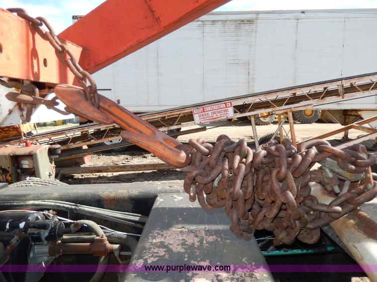 image for item H3102 1964 Bantam Schield crane truck