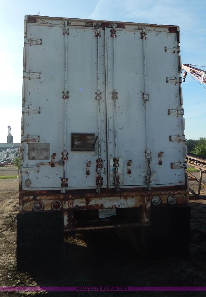 image for item H3104 1967 Trailmobile 42' dry van trailer