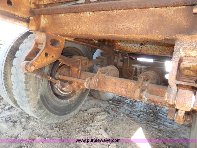 image for item H3104 1967 Trailmobile 42' dry van trailer