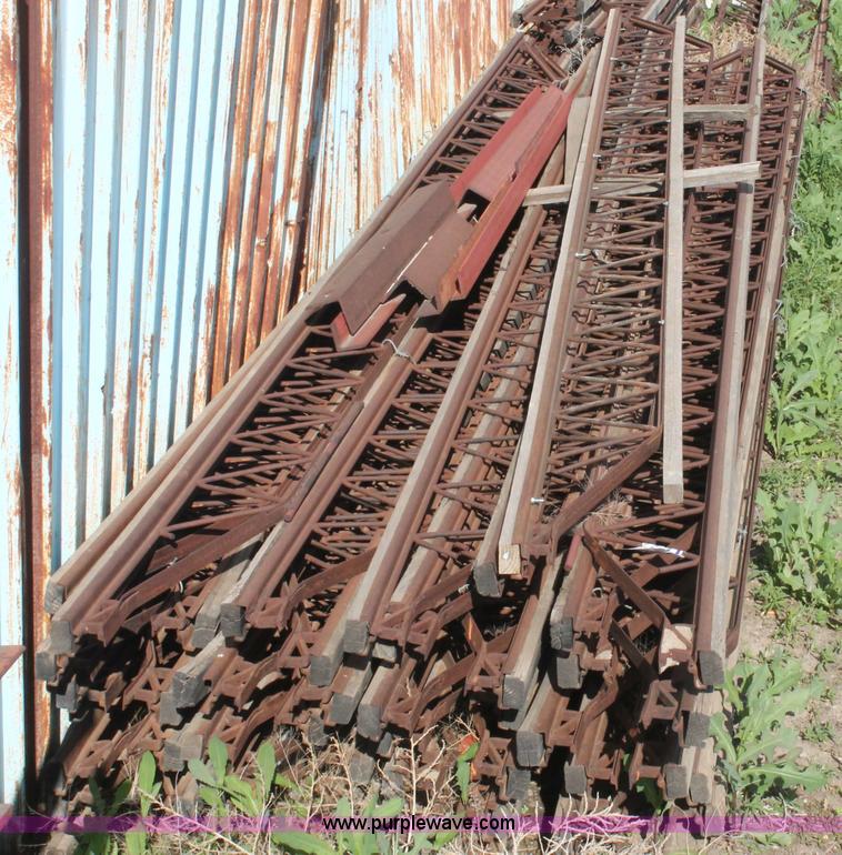 image for item H3114 Approximately 125 steel trusses