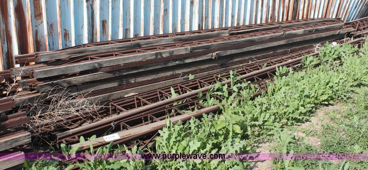 image for item H3114 Approximately 125 steel trusses