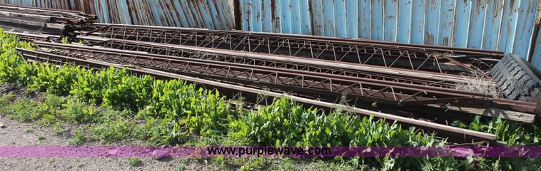 image for item H3114 Approximately 125 steel trusses