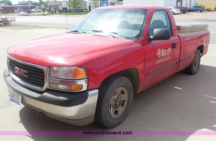 image for item H3509 2001 GMC Sierra 1500 SL pickup truck