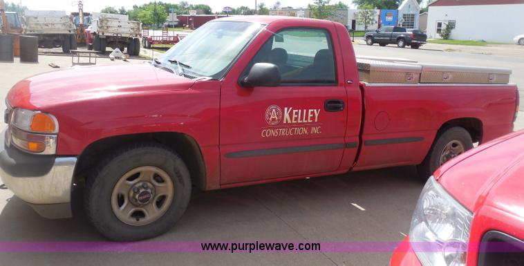 image for item H3509 2001 GMC Sierra 1500 SL pickup truck